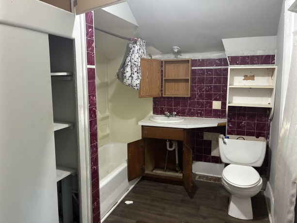 810 State, FREEPORT, Illinois 61032, 2 Bedrooms Bedrooms, ,1 BathroomBathrooms,House,For Sale,State,202604916