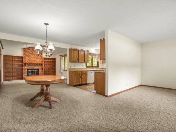 5431 Murphys, ROSCOE, Illinois 61073, 2 Bedrooms Bedrooms, ,2 BathroomsBathrooms,House,For Sale,Murphys,202604924