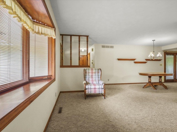 5431 Murphys, ROSCOE, Illinois 61073, 2 Bedrooms Bedrooms, ,2 BathroomsBathrooms,House,For Sale,Murphys,202604924