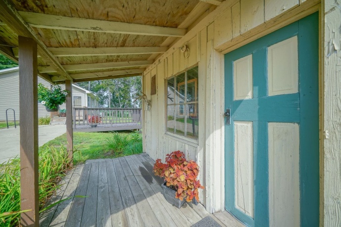 13855 State, PECATONICA, Illinois 61063, 2 Bedrooms Bedrooms, ,1 BathroomBathrooms,House,For Sale,State,202604925