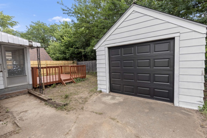 1719 Carney, ROCKFORD, Illinois 61103, 3 Bedrooms Bedrooms, ,1 BathroomBathrooms,House,For Sale,Carney,202604588