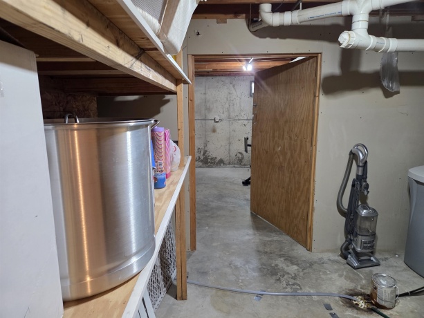 5574 Country, ROSCOE, Illinois 61073, 3 Bedrooms Bedrooms, ,3 BathroomsBathrooms,House,For Sale,Country,202604926