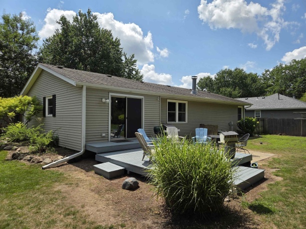 5574 Country, ROSCOE, Illinois 61073, 3 Bedrooms Bedrooms, ,3 BathroomsBathrooms,House,For Sale,Country,202604926