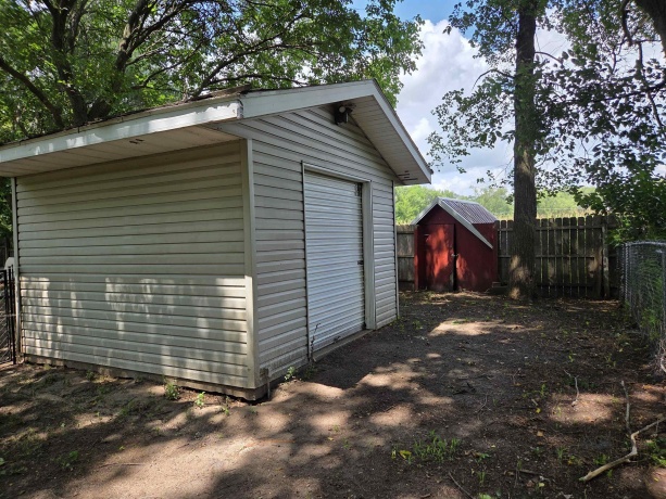 5574 Country, ROSCOE, Illinois 61073, 3 Bedrooms Bedrooms, ,3 BathroomsBathrooms,House,For Sale,Country,202604926