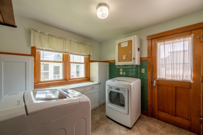 109 Main, MOUNT MORRIS, Illinois 61054, 3 Bedrooms Bedrooms, ,2 BathroomsBathrooms,House,For Sale,Main,202604928