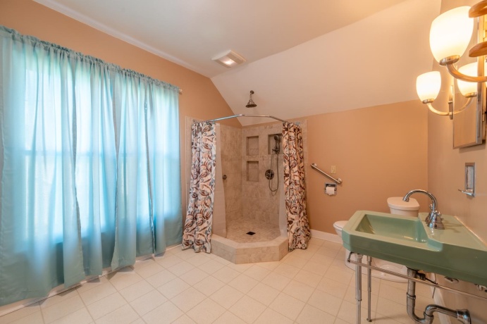 109 Main, MOUNT MORRIS, Illinois 61054, 3 Bedrooms Bedrooms, ,2 BathroomsBathrooms,House,For Sale,Main,202604928