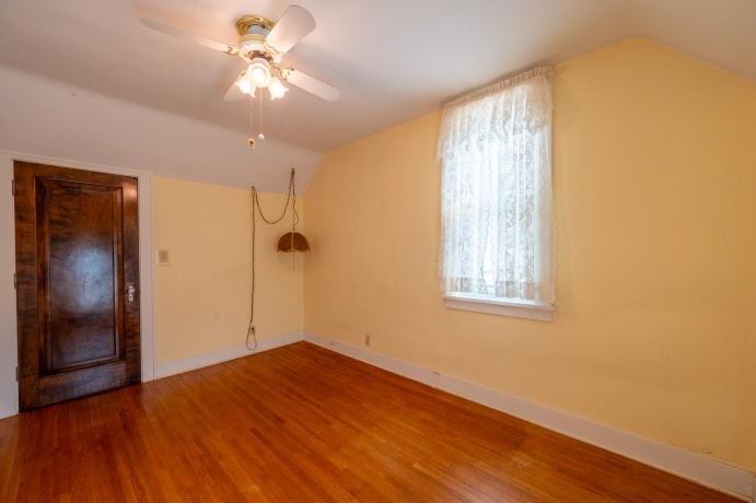109 Main, MOUNT MORRIS, Illinois 61054, 3 Bedrooms Bedrooms, ,2 BathroomsBathrooms,House,For Sale,Main,202604928
