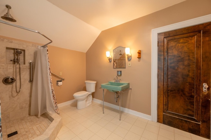 109 Main, MOUNT MORRIS, Illinois 61054, 3 Bedrooms Bedrooms, ,2 BathroomsBathrooms,House,For Sale,Main,202604928