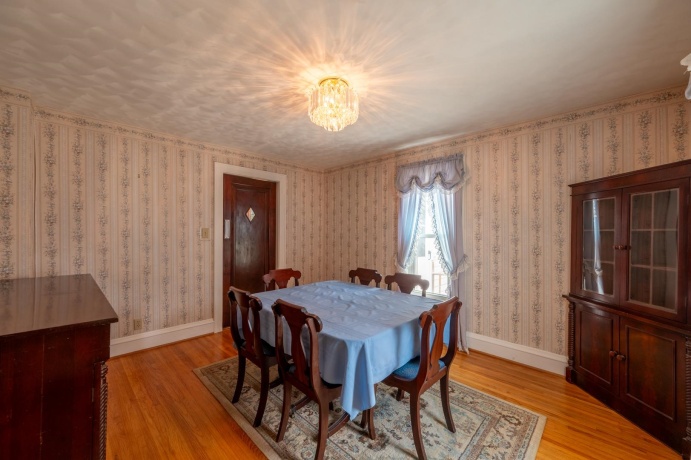 109 Main, MOUNT MORRIS, Illinois 61054, 3 Bedrooms Bedrooms, ,2 BathroomsBathrooms,House,For Sale,Main,202604928