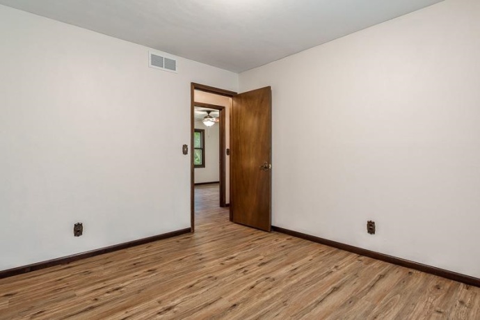 349 Sycamore, MACHESNEY PARK, Illinois 61115, 4 Bedrooms Bedrooms, ,3 BathroomsBathrooms,House,For Sale,Sycamore,202604929