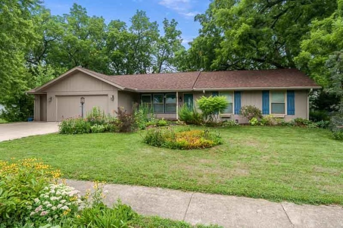 349 Sycamore, MACHESNEY PARK, Illinois 61115, 4 Bedrooms Bedrooms, ,3 BathroomsBathrooms,House,For Sale,Sycamore,202604929