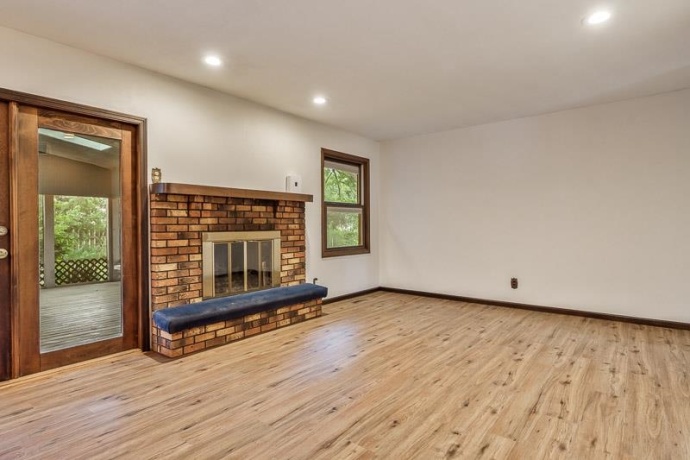349 Sycamore, MACHESNEY PARK, Illinois 61115, 4 Bedrooms Bedrooms, ,3 BathroomsBathrooms,House,For Sale,Sycamore,202604929