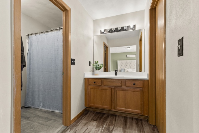 4193 Linden, ROCKFORD, Illinois 61109, 3 Bedrooms Bedrooms, ,2 BathroomsBathrooms,House,For Sale,Linden,202604931
