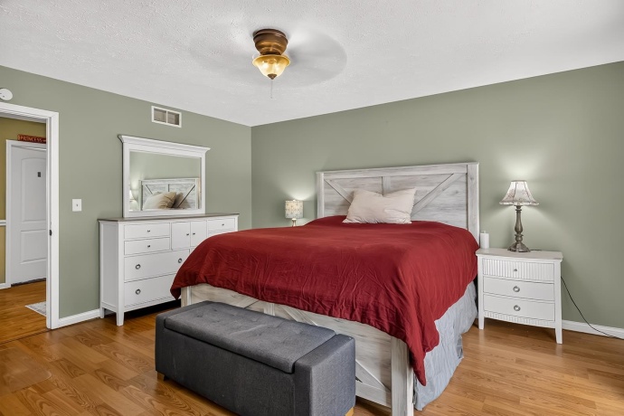 9289 Old Towne, ROSCOE, Illinois 61073, 4 Bedrooms Bedrooms, ,2 BathroomsBathrooms,House,For Sale,Old Towne,202604932