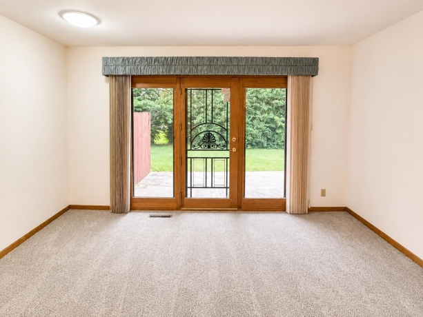 1285 Brandywine, ROCKFORD, Illinois 61103, 2 Bedrooms Bedrooms, ,2 BathroomsBathrooms,Condominium,For Sale,Brandywine,202604933