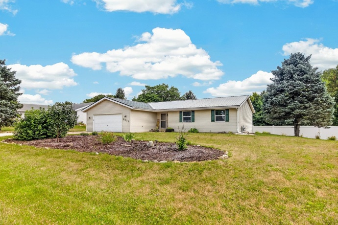 6439 Prairie Flower, ROSCOE, Illinois 61073, 4 Bedrooms Bedrooms, ,2 BathroomsBathrooms,House,For Sale,Prairie Flower,202604934