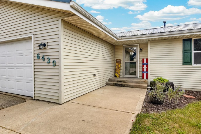 6439 Prairie Flower, ROSCOE, Illinois 61073, 4 Bedrooms Bedrooms, ,2 BathroomsBathrooms,House,For Sale,Prairie Flower,202604934