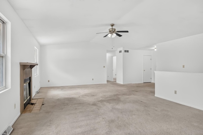 6439 Prairie Flower, ROSCOE, Illinois 61073, 4 Bedrooms Bedrooms, ,2 BathroomsBathrooms,House,For Sale,Prairie Flower,202604934