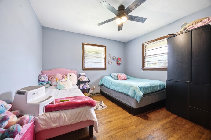 2105 Forest View, ROCKFORD, Illinois 61108, ,2 Units,For Sale,Forest View,202604937