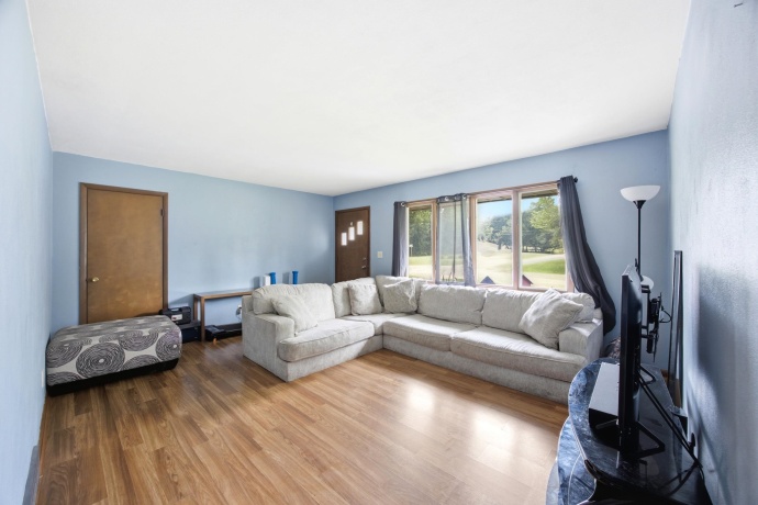 2105 Forest View, ROCKFORD, Illinois 61108, ,2 Units,For Sale,Forest View,202604937