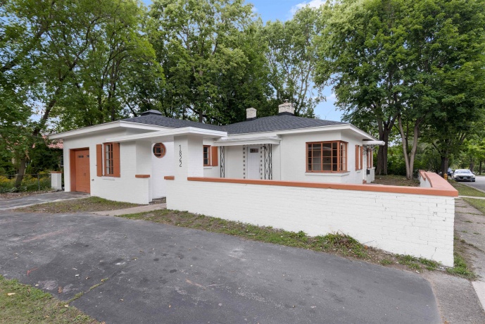 1822 State, ROCKFORD, Illinois 61107, 3 Bedrooms Bedrooms, ,2 BathroomsBathrooms,House,For Sale,State,202604940