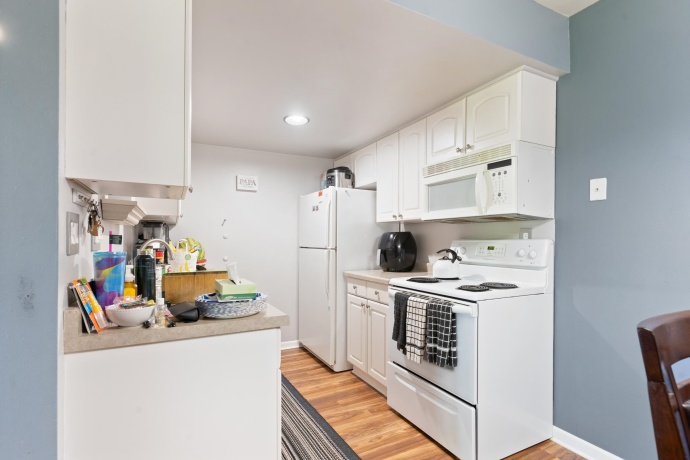 220 Bienterra, ROCKFORD, Illinois 61107, 2 Bedrooms Bedrooms, ,2 BathroomsBathrooms,Condominium,For Sale,Bienterra,202604941