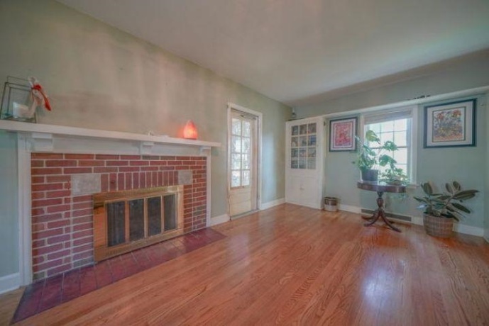 1205 6th, ROCHELLE, Illinois 61068, 4 Bedrooms Bedrooms, ,1 BathroomBathrooms,House,For Sale,6th,202604944