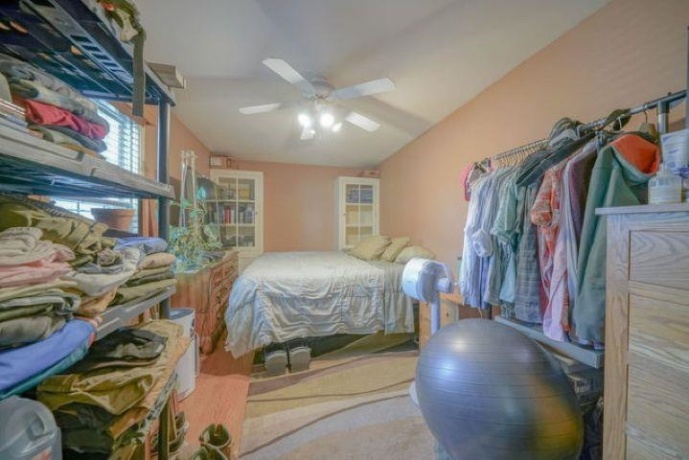 1205 6th, ROCHELLE, Illinois 61068, 4 Bedrooms Bedrooms, ,1 BathroomBathrooms,House,For Sale,6th,202604944