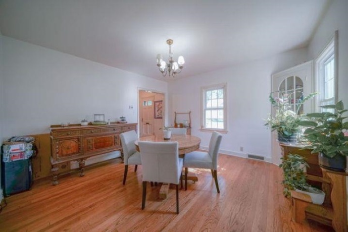 1205 6th, ROCHELLE, Illinois 61068, 4 Bedrooms Bedrooms, ,1 BathroomBathrooms,House,For Sale,6th,202604944