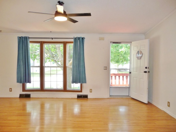 5509 Heartwood Lane, ROSCOE, Illinois 61073, 3 Bedrooms Bedrooms, ,2 BathroomsBathrooms,House,For Sale,Heartwood Lane,202604949