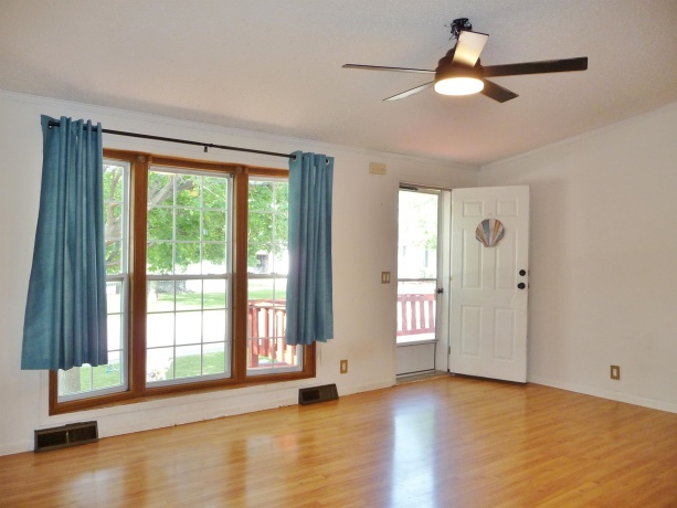5509 Heartwood Lane, ROSCOE, Illinois 61073, 3 Bedrooms Bedrooms, ,2 BathroomsBathrooms,House,For Sale,Heartwood Lane,202604949