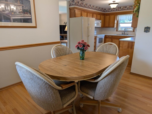 1358 Empire, FREEPORT, Illinois 61032, 3 Bedrooms Bedrooms, ,2 BathroomsBathrooms,House,For Sale,Empire,202604950