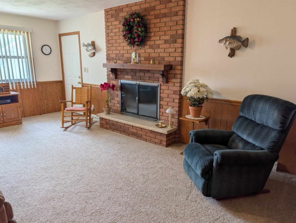 1358 Empire, FREEPORT, Illinois 61032, 3 Bedrooms Bedrooms, ,2 BathroomsBathrooms,House,For Sale,Empire,202604950