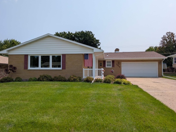 1358 Empire, FREEPORT, Illinois 61032, 3 Bedrooms Bedrooms, ,2 BathroomsBathrooms,House,For Sale,Empire,202604950