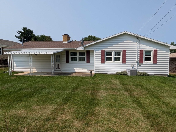 1358 Empire, FREEPORT, Illinois 61032, 3 Bedrooms Bedrooms, ,2 BathroomsBathrooms,House,For Sale,Empire,202604950