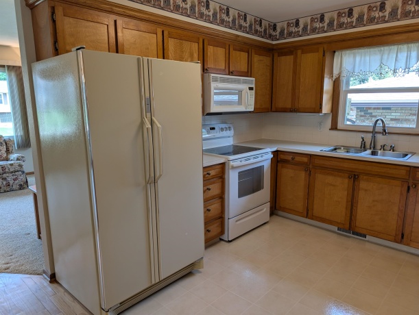 1358 Empire, FREEPORT, Illinois 61032, 3 Bedrooms Bedrooms, ,2 BathroomsBathrooms,House,For Sale,Empire,202604950