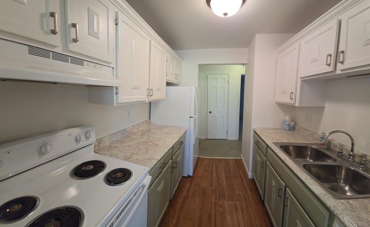 700 kiwanis, FREEPORT, Illinois 61032, 2 Bedrooms Bedrooms, ,1 BathroomBathrooms,Condominium,For Sale,kiwanis,202604951