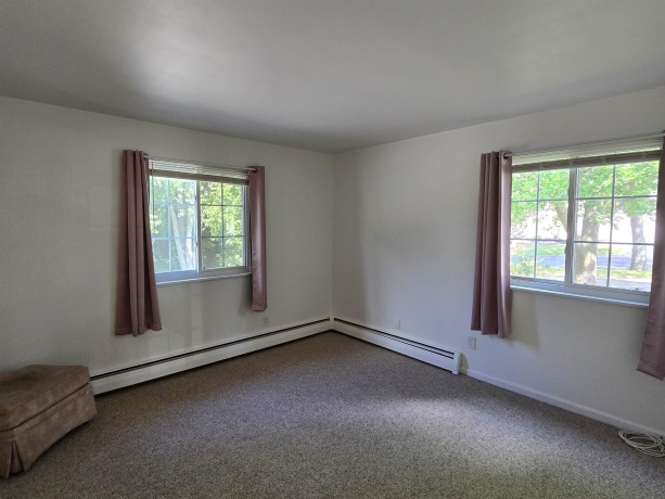 700 kiwanis, FREEPORT, Illinois 61032, 2 Bedrooms Bedrooms, ,1 BathroomBathrooms,Condominium,For Sale,kiwanis,202604951