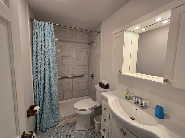 700 kiwanis, FREEPORT, Illinois 61032, 2 Bedrooms Bedrooms, ,1 BathroomBathrooms,Condominium,For Sale,kiwanis,202604951