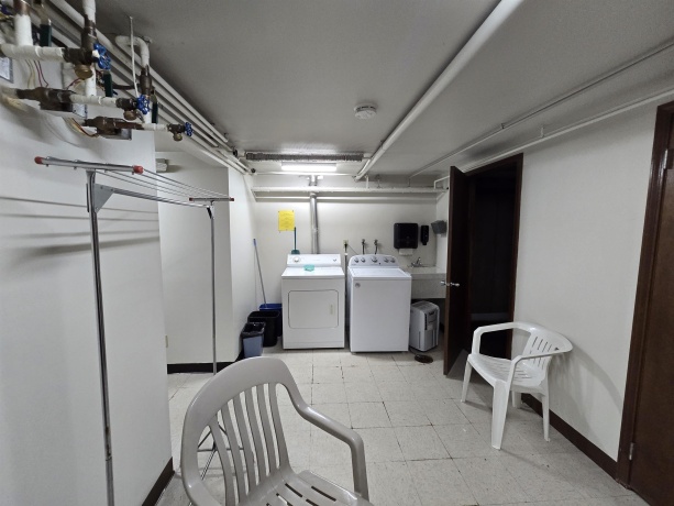 700 kiwanis, FREEPORT, Illinois 61032, 2 Bedrooms Bedrooms, ,1 BathroomBathrooms,Condominium,For Sale,kiwanis,202604951