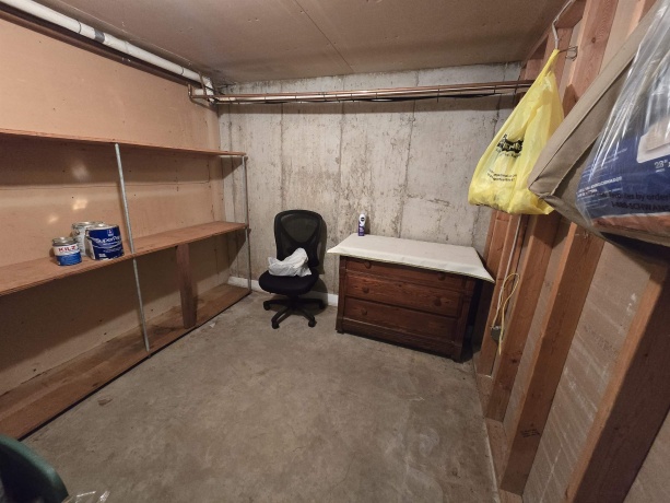 700 kiwanis, FREEPORT, Illinois 61032, 2 Bedrooms Bedrooms, ,1 BathroomBathrooms,Condominium,For Sale,kiwanis,202604951
