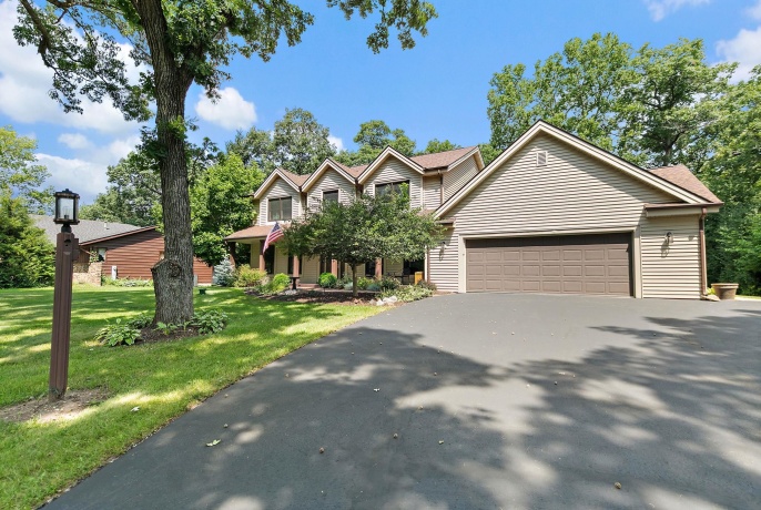 7797 North Gate Rd, ROSCOE, Illinois 61073, 4 Bedrooms Bedrooms, ,2 BathroomsBathrooms,House,For Sale,North Gate Rd,202604953