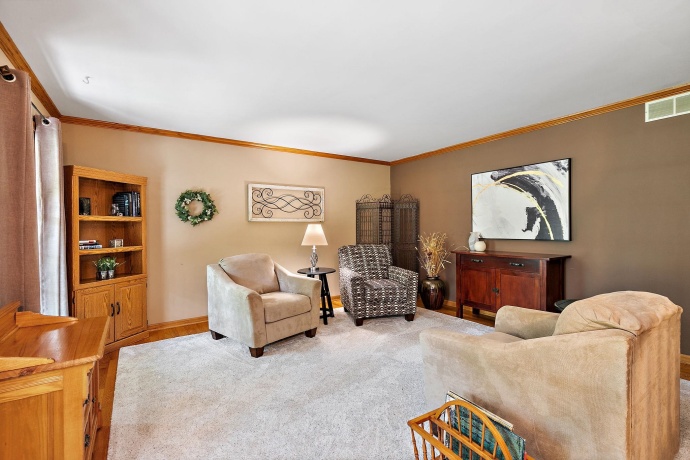 7797 North Gate Rd, ROSCOE, Illinois 61073, 4 Bedrooms Bedrooms, ,2 BathroomsBathrooms,House,For Sale,North Gate Rd,202604953