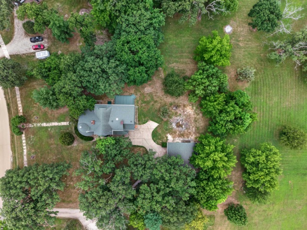 860 Best, MARSEILLES, Illinois 61341, 4 Bedrooms Bedrooms, ,3 BathroomsBathrooms,House,For Sale,Best,202604956