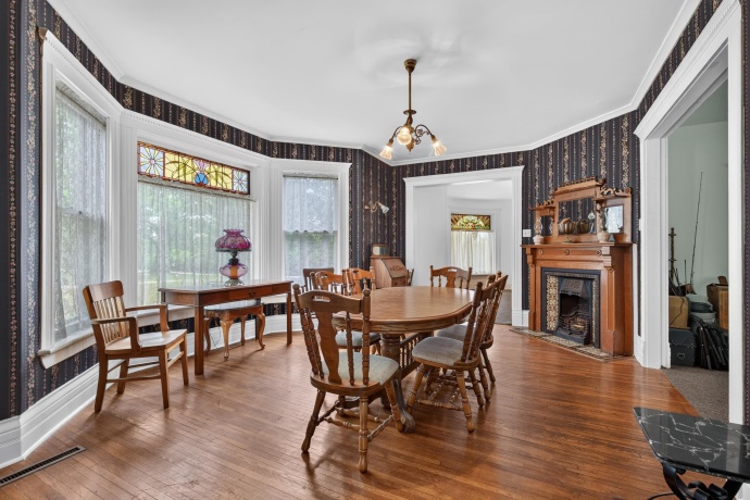 860 Best, MARSEILLES, Illinois 61341, 4 Bedrooms Bedrooms, ,3 BathroomsBathrooms,House,For Sale,Best,202604956