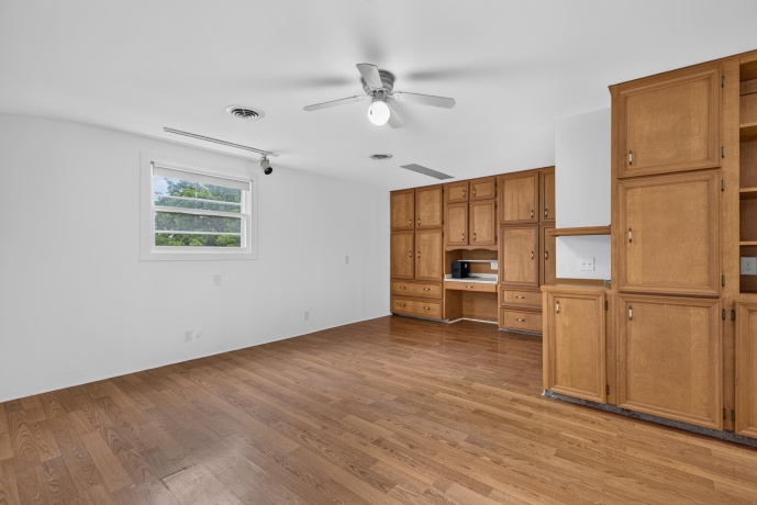 860 Best, MARSEILLES, Illinois 61341, 4 Bedrooms Bedrooms, ,3 BathroomsBathrooms,House,For Sale,Best,202604956