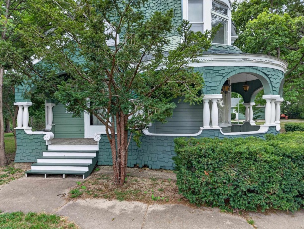 860 Best, MARSEILLES, Illinois 61341, 4 Bedrooms Bedrooms, ,3 BathroomsBathrooms,House,For Sale,Best,202604956