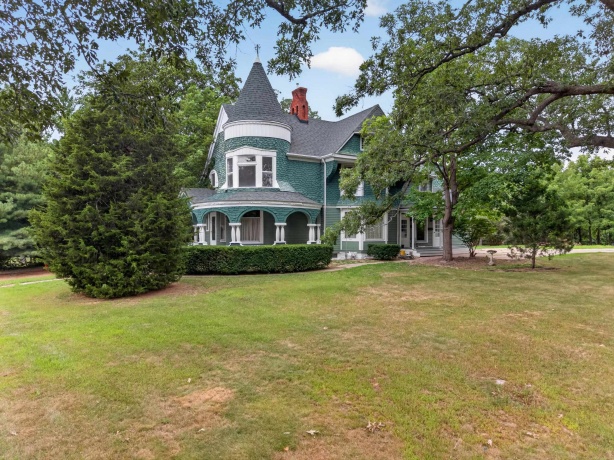 860 Best, MARSEILLES, Illinois 61341, 4 Bedrooms Bedrooms, ,3 BathroomsBathrooms,House,For Sale,Best,202604956