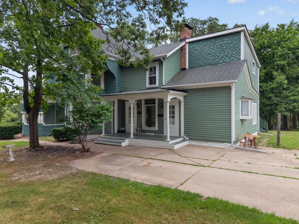 860 Best, MARSEILLES, Illinois 61341, 4 Bedrooms Bedrooms, ,3 BathroomsBathrooms,House,For Sale,Best,202604956