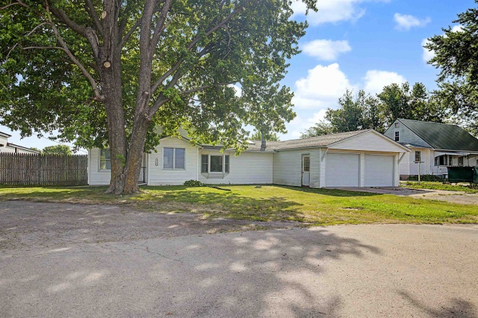 8505 IL Route 84 South, HANOVER, Illinois 61041, 3 Bedrooms Bedrooms, ,1 BathroomBathrooms,House,For Sale,IL Route 84 South,202603587